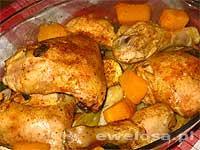 Pieczone udka z kurczaka z warzywami